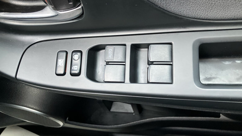 Toyota Yaris 1.5 Hybrid Excel 5dr CVT Hybrid Hatchback